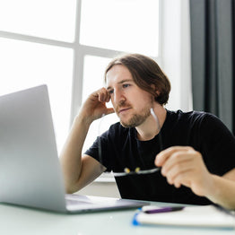 Signs and Symptoms of Troubled Employees: Identification and Referral to the EAP